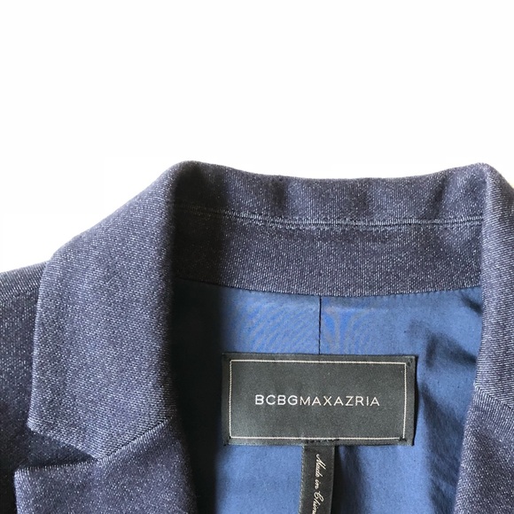 Stylish Blue BCBG blazer. Like new! - Picture 4 of 6